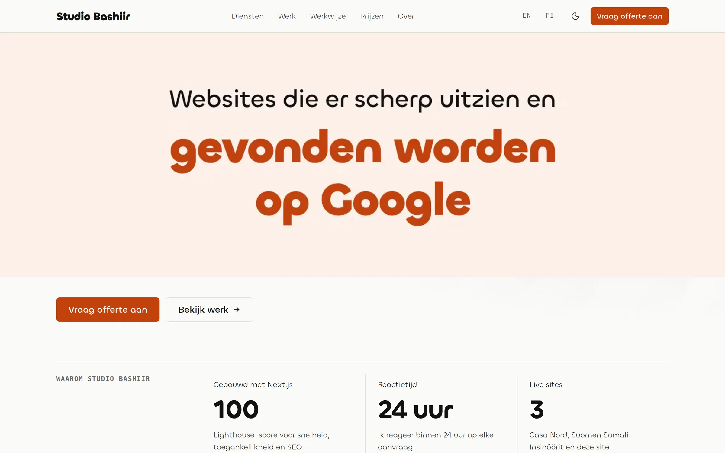 Homepage van Studio Bashiir: de heldere film met ‘Websites die er scherp uitzien en gevonden worden op Google’, de belofte in de accentkleur op een warm vlak.